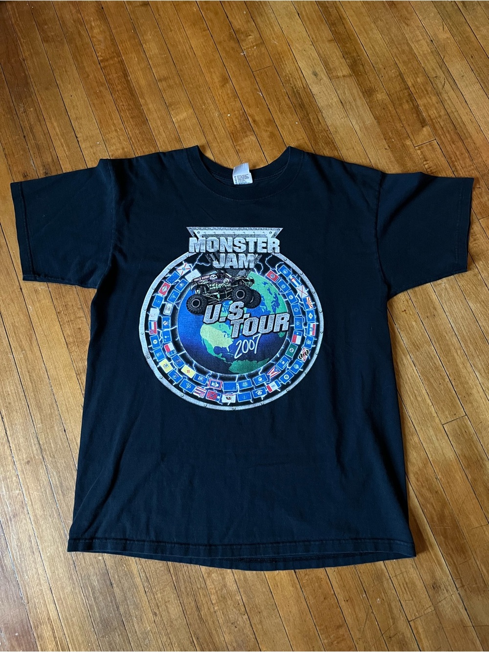 Vintage Y2K Monster Jam Grave Digger Tour T-Shirt Large